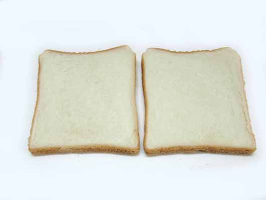 N01-納豆サンドのパン.jpg